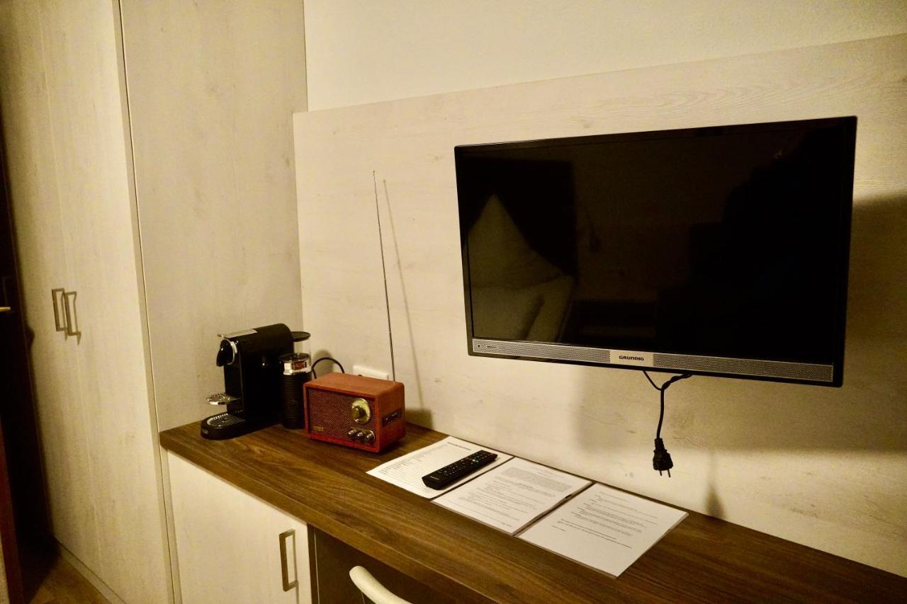 Hallelujah - Wunderschoenes Und Gepflegtes Apartment Mit Bademantelgang Zur Therme バート・グリースバッハ エクステリア 写真